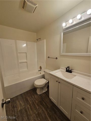 3030 Green Acres Drive, Youngstown, OH 44505