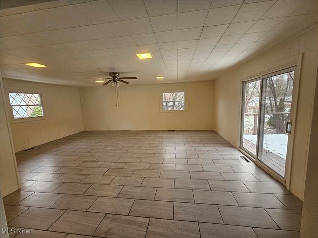 3030 Green Acres Drive, Youngstown, OH 44505