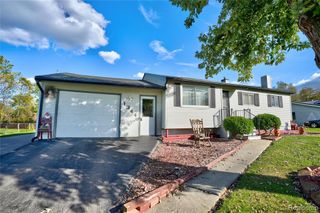 1344 Clairwood Drive, Burton, MI 48509