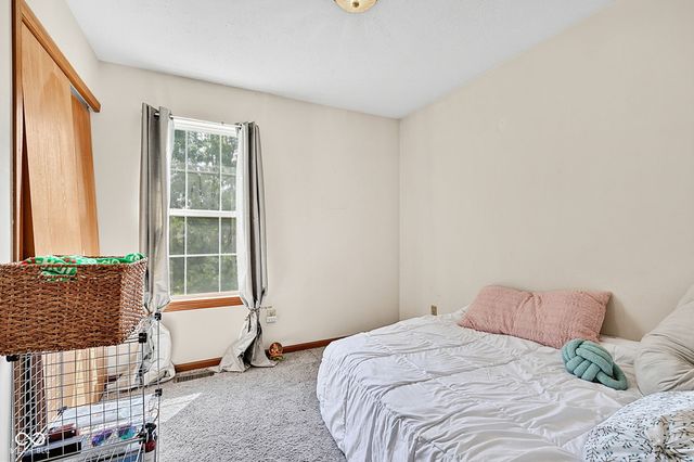 6723 Wimbledon Drive, Zionsville, IN 46077