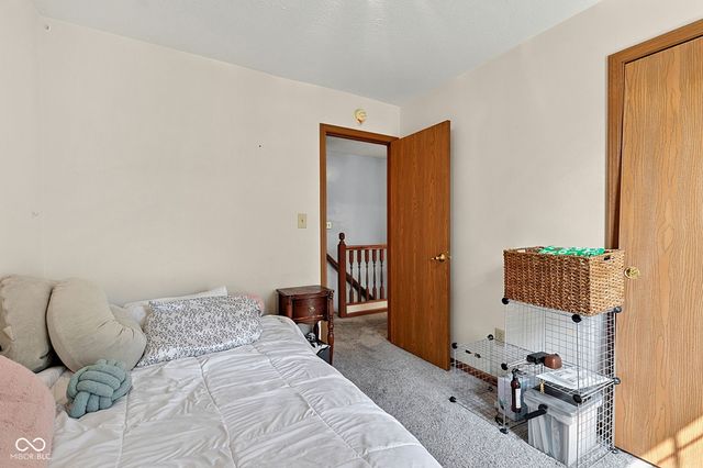 6723 Wimbledon Drive, Zionsville, IN 46077