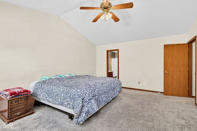 6723 Wimbledon Drive, Zionsville, IN 46077