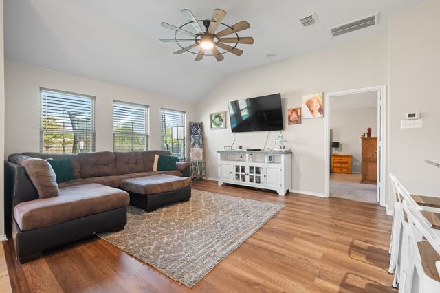 740 W Bend Boulevard, Burleson, TX 76028
