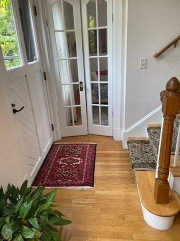 71 Abbottsford, Brookline, MA 02446