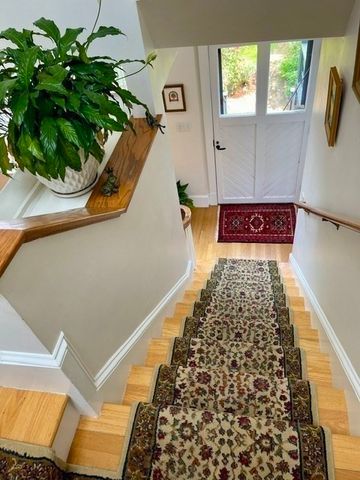 71 Abbottsford, Brookline, MA 02446