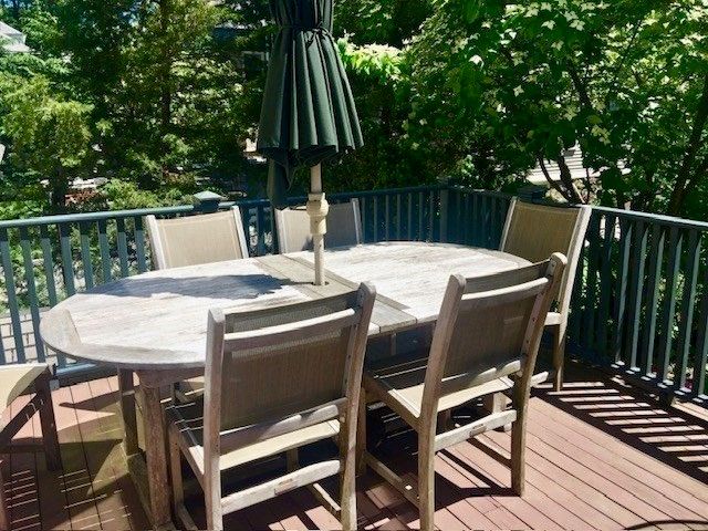 71 Abbottsford, Brookline, MA 02446