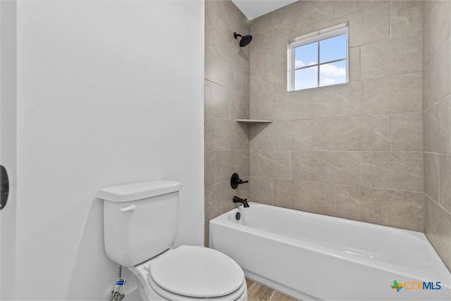 8424 Red Bottle Brush Road, Lago Vista, TX 78645