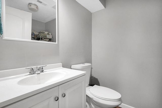 5760 London-Lancaster Road, Groveport, OH 43125