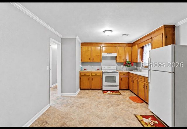 1076 Aiken Ave S, Fairfax, SC 29827