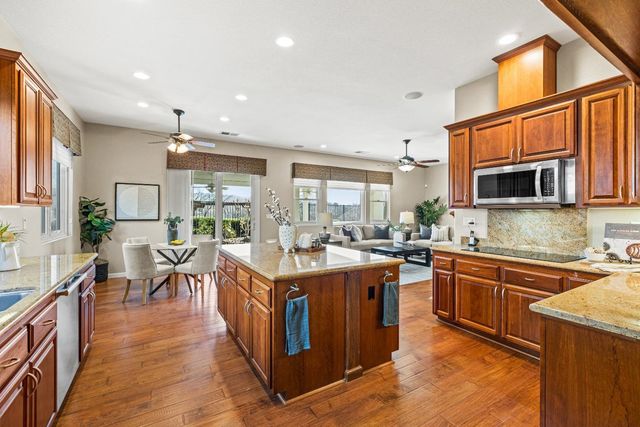 6031 Creekberry Way, El Dorado Hills, CA 95762