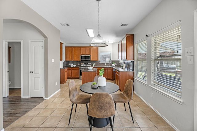 6404 Kale Court, Pearland, TX 77584