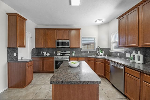 6404 Kale Court, Pearland, TX 77584