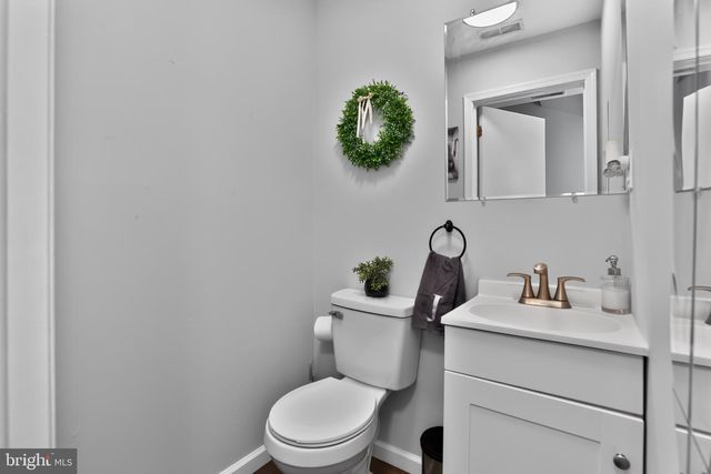 24 HYACINTH LN, Sicklerville, NJ 08081
