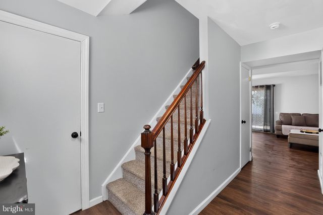 24 HYACINTH LN, Sicklerville, NJ 08081