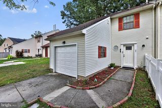 24 HYACINTH LN, Sicklerville, NJ 08081