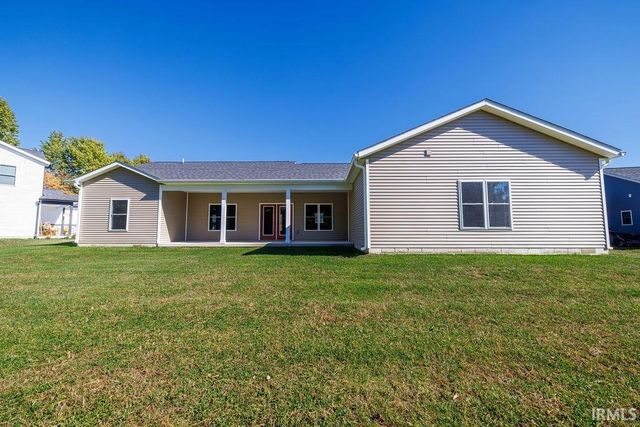 534 Dogwood E Court, Spencer, IN 47460