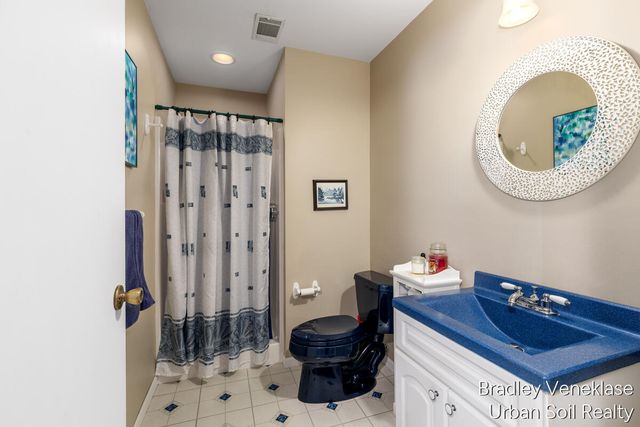 4760 Crescent Drive, Hudsonville, MI 49426