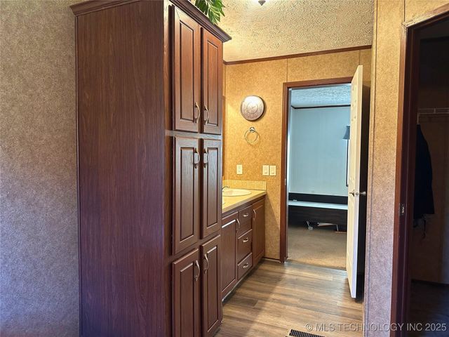 113711 N 4203 Road, Checotah, OK 74426