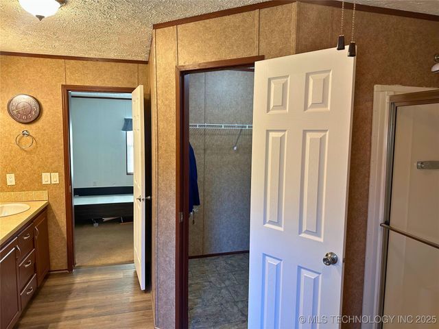 113711 N 4203 Road, Checotah, OK 74426