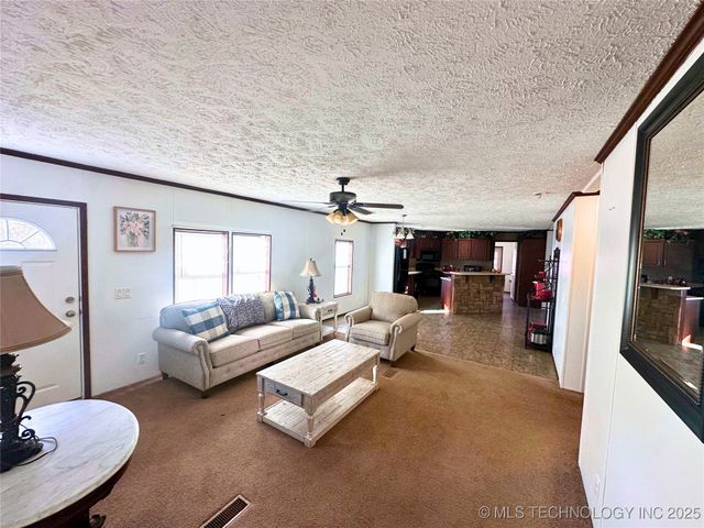 113711 N 4203 Road, Checotah, OK 74426