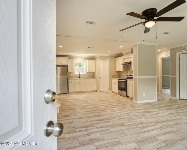 11314 DEERWOOD Circle, Macclenny, FL 32063