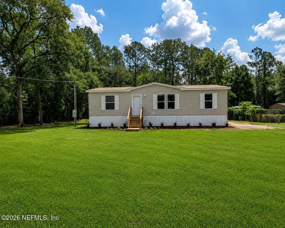 11314 DEERWOOD Circle, Macclenny, FL 32063