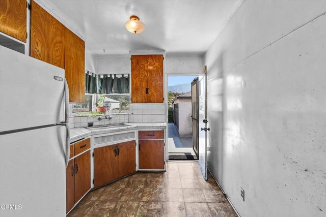8254 Oswego Street, Sunland, CA 91040