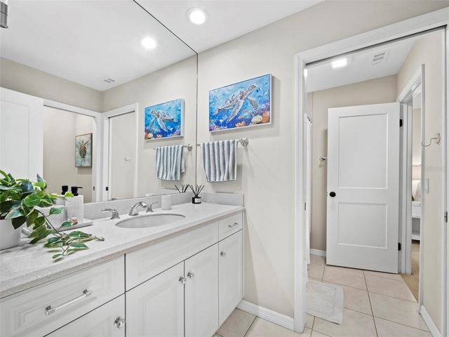 2101 HARBOURSIDE DRIVE 1103, Longboat Key, FL 34228