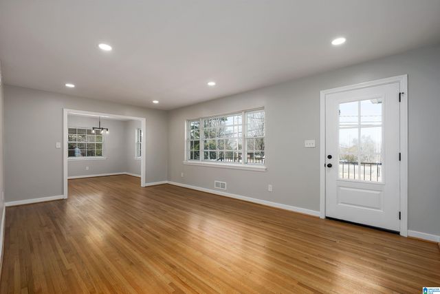 610 MOUNTAIN DRIVE, Birmingham, AL 35206