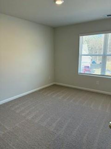 127 Lavender Circle, Calhoun, GA 30701