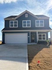 127 Lavender Circle, Calhoun, GA 30701