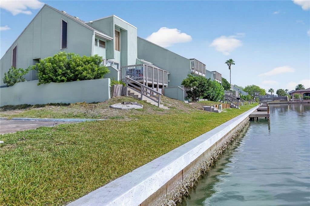 14300 Aloha St 138, Corpus Christi, TX 78418