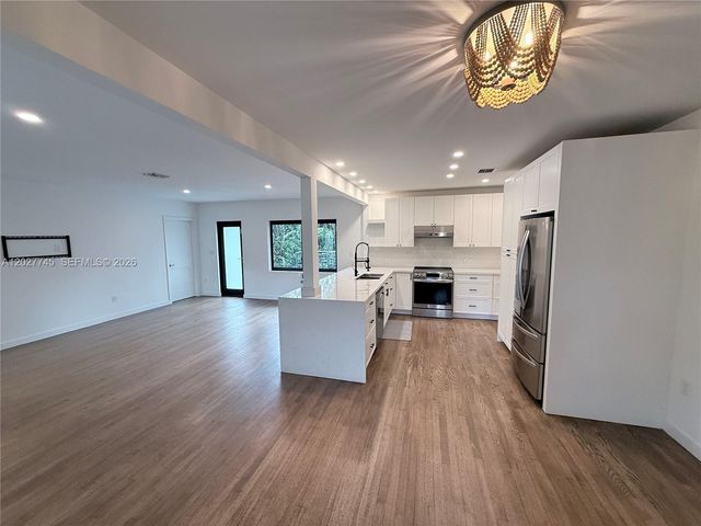 1414 Messina Avenue, Coral Gables, FL 33134