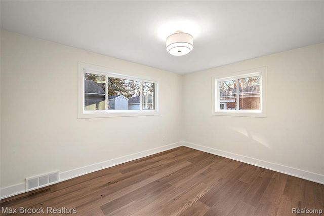 34909 W Chicago Street, Livonia, MI 48150