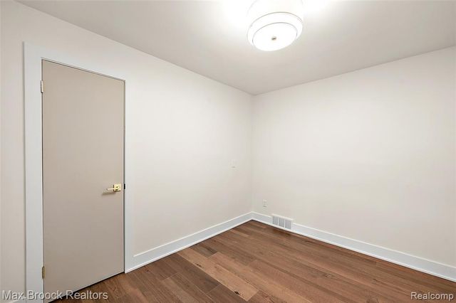 34909 W Chicago Street, Livonia, MI 48150