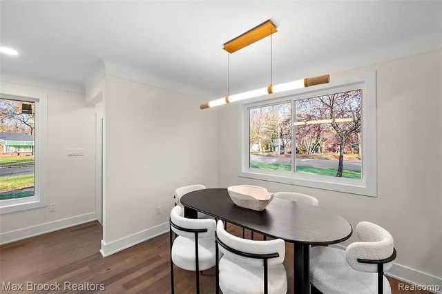 34909 W Chicago Street, Livonia, MI 48150