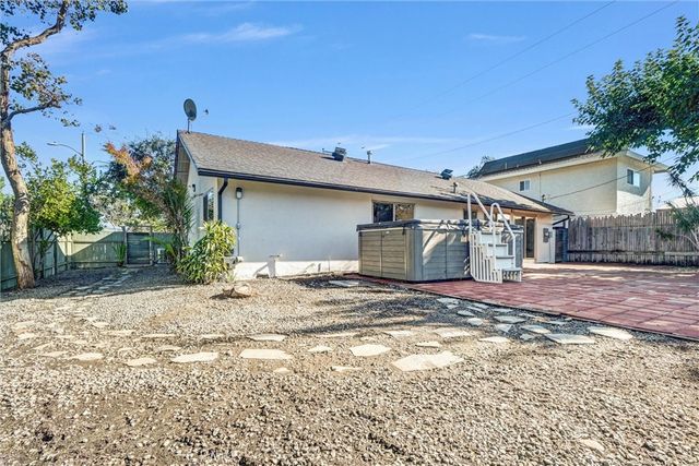 3157 Cork, Costa Mesa, CA 92626