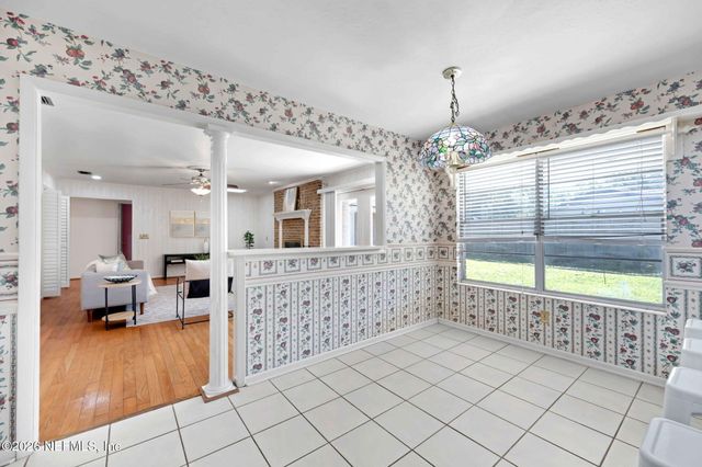 1207 JAMAICA Court, Jacksonville, FL 32216