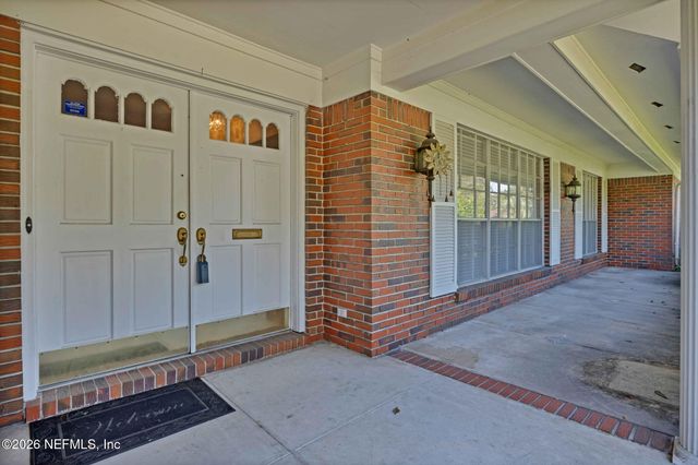 1207 JAMAICA Court, Jacksonville, FL 32216