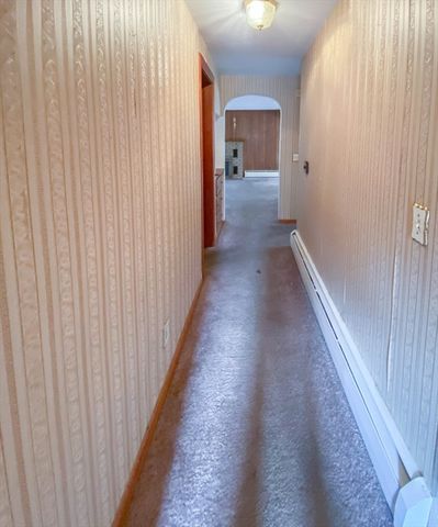 78 Franklin St, Douglas, MA 01516