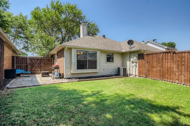 627 Meadowbrook Street, Allen, TX 75002
