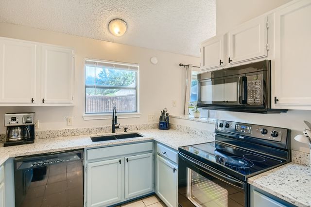 627 Meadowbrook Street, Allen, TX 75002