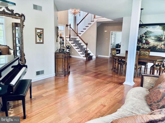 4005 PAMAY DR, Mechanicsburg, PA 17050