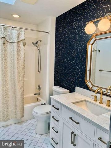 4005 PAMAY DR, Mechanicsburg, PA 17050