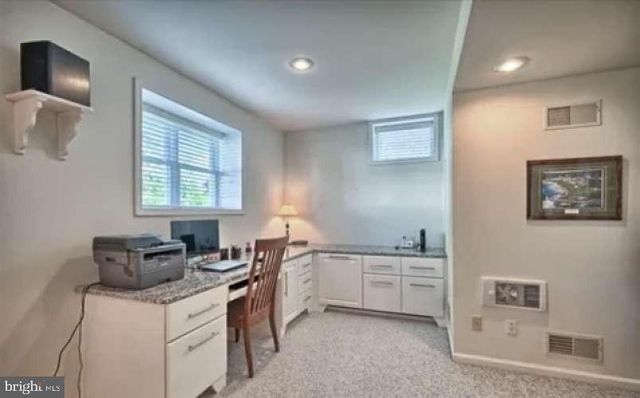 4005 PAMAY DR, Mechanicsburg, PA 17050