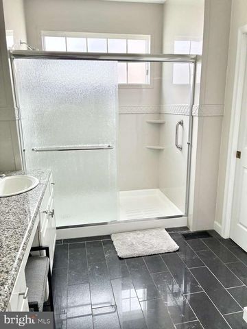 4005 PAMAY DR, Mechanicsburg, PA 17050