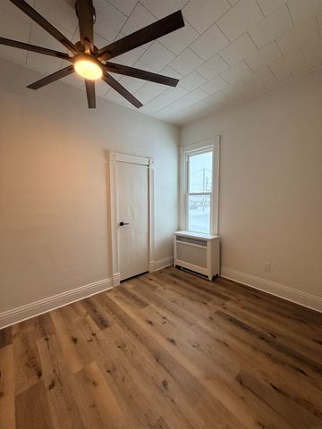 209 Jessie Street, Ossian, IA 52161