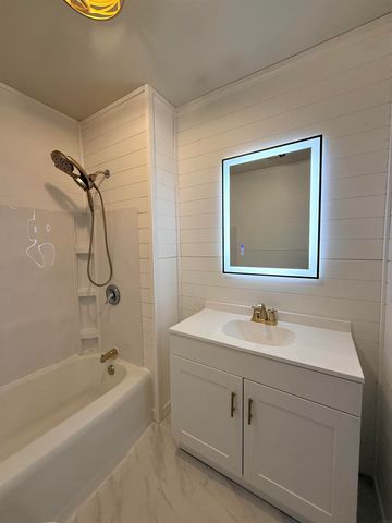 209 Jessie Street, Ossian, IA 52161