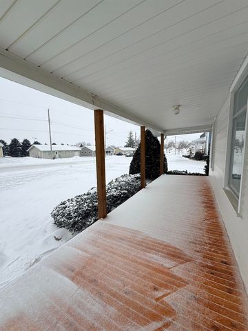 209 Jessie Street, Ossian, IA 52161