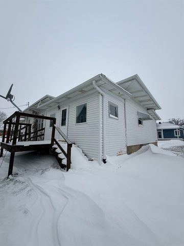 209 Jessie Street, Ossian, IA 52161